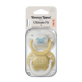   Tommee Tippee Ultimate Fit nyugtató cumi sterilizáló tokkal 0-6 hó 2 db #433649 #maci