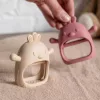 Nattou kesztyűrágóka szilikon pink