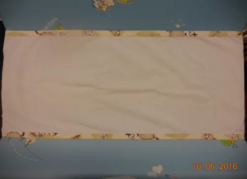 Wikids pelenkázó védőhuzat 80x50-es peremes pelenkázólapokra #bézs