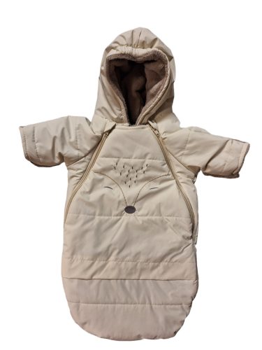 Wikids Bundazsák #50-56 ekrü rókás