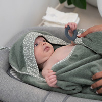 Fürdőlepedők és -kesztyűk