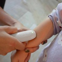 Szúnyogriasztók és matricák