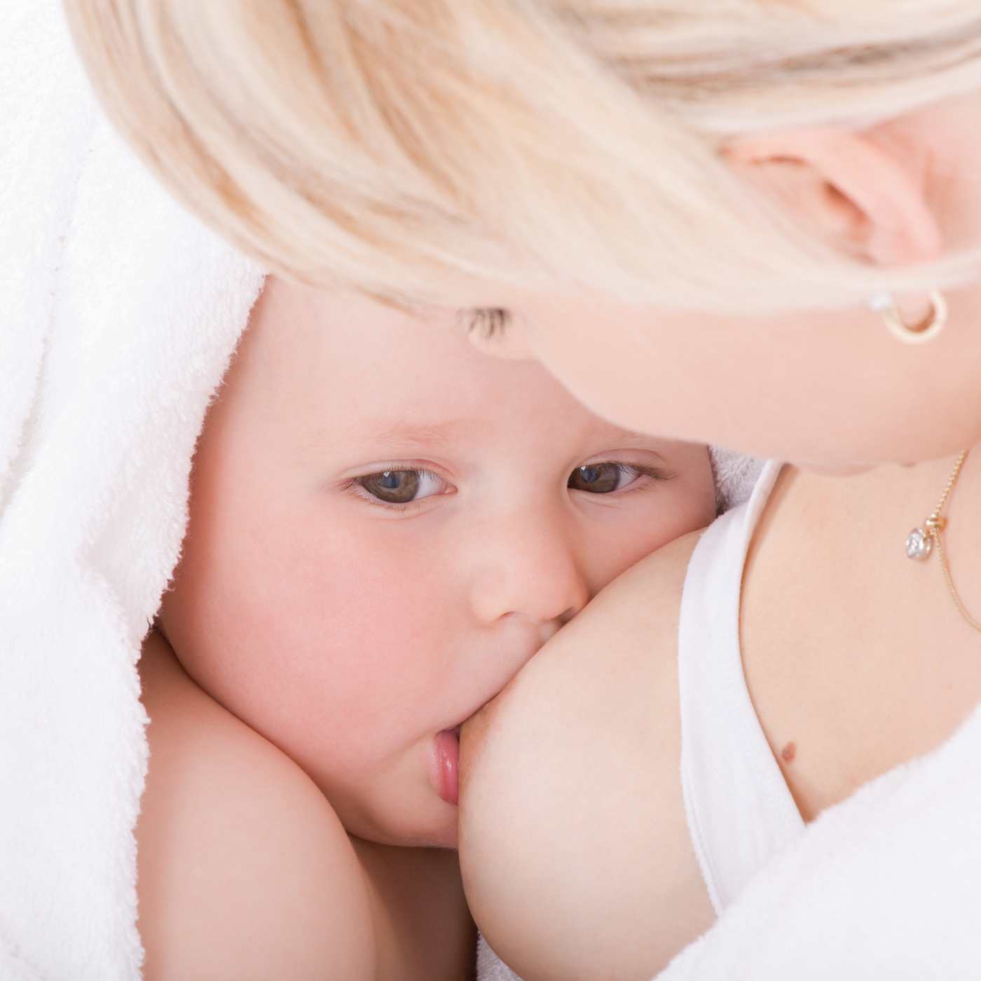 Hogyan válasszam ki a szoptatós melltartót?